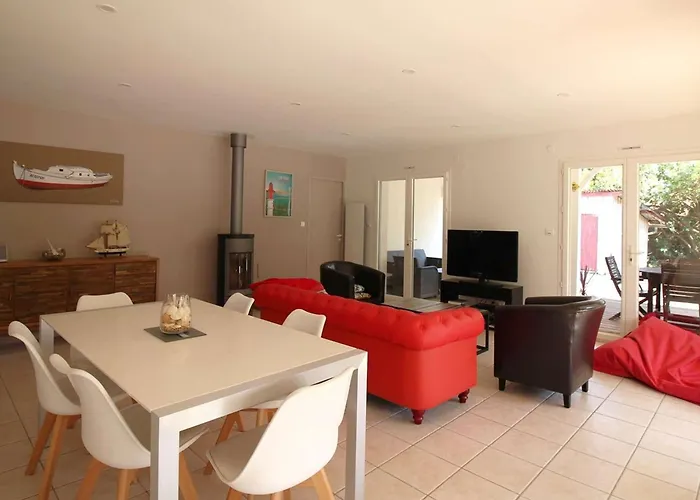 Familiale Au Cap Ferret: Face Aux Dunes, Proche Plage, Grand Jardin Et Terrasse, 10 Pers - Fr-1-736-8 * Lège-Cap-Ferret